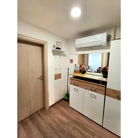 Mici Apartment *