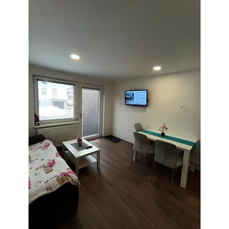 Mici Apartment *